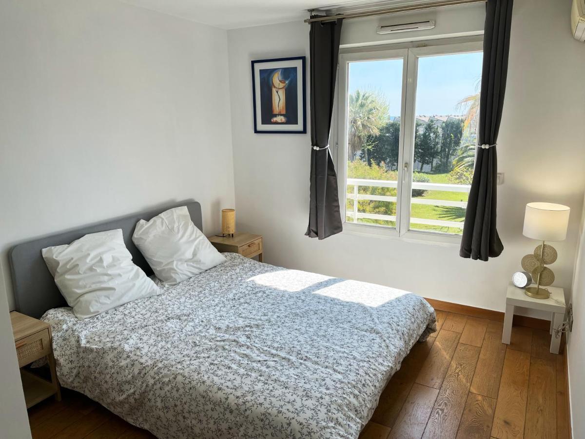 Appartement 84M² Avec 2 Parkings Privatifs Вильнёв-Лубе Экстерьер фото